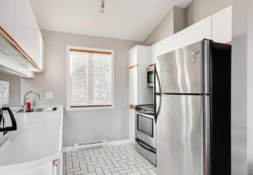Le Cozy-Condo A Louer A Stoneham Ngoại thất bức ảnh