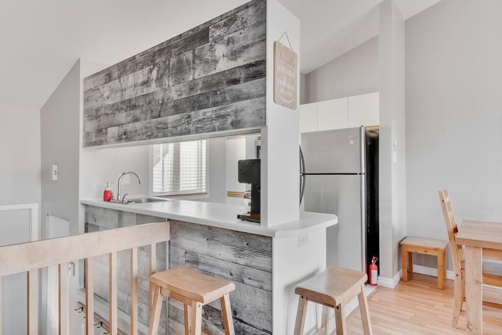 Le Cozy-Condo A Louer A Stoneham Ngoại thất bức ảnh